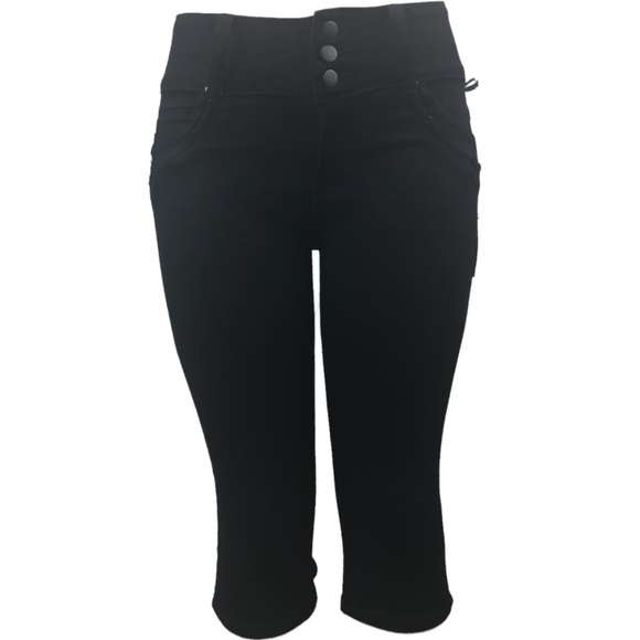 Women’s High Waist Stretchy & Curvy Skinny Capri - Picture 5 of 8
